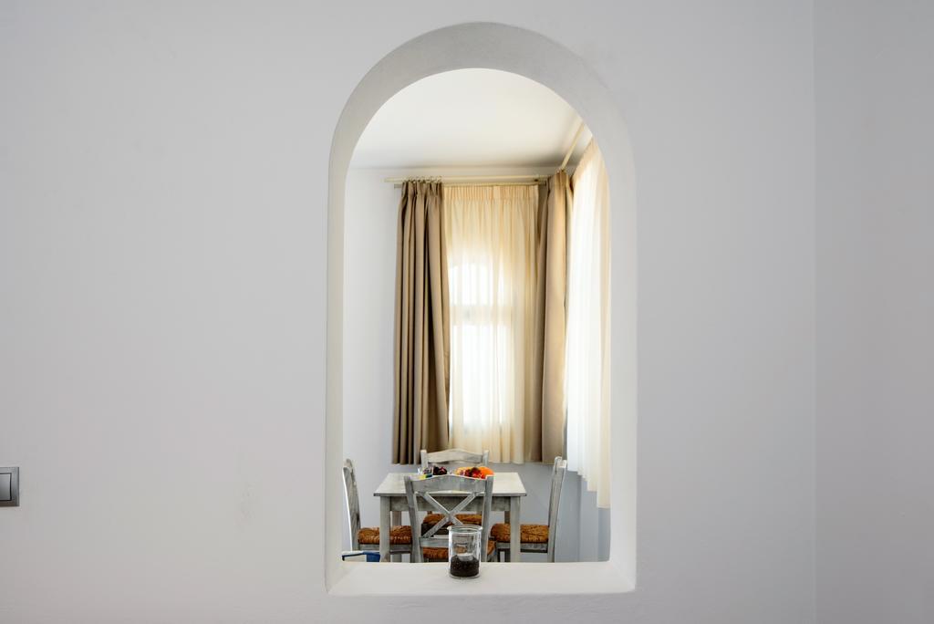 Villa George Santorini Playa de Perivolos Habitación foto