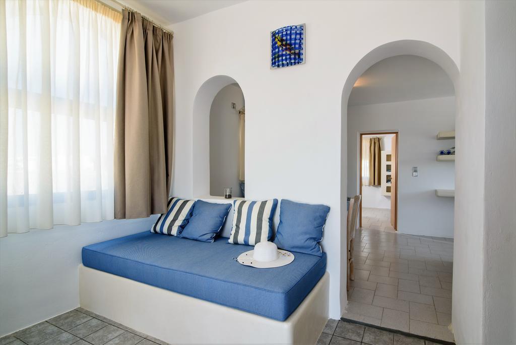 Villa George Santorini Playa de Perivolos Habitación foto